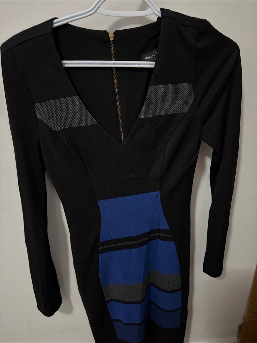 Guess Black and Blue Long-Sleeve V-Neck Colorblock Dress